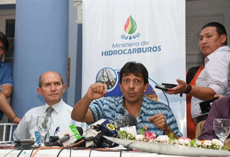 Zamora brindó una conferencia de prensa esta mañana. Foto Ministerio de Hidrocarburos 