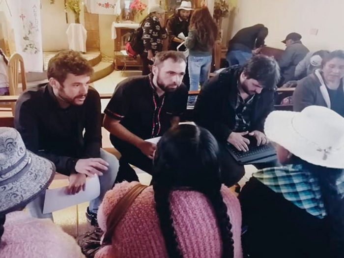 LA DELEGACIÓN ARGENTINA SOSTUVO REUNIONES PRIVADAS EN EL ALTO Y EN LA TARDE FUERON ABUCHEADOS EN LA CIUDAD DE LA PAZ.