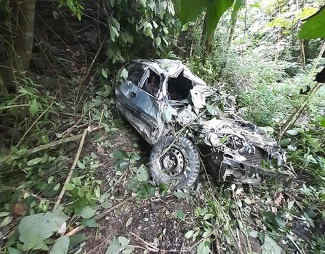 El vehículo que se accidentó cerca de La Asunta. Foto: Radio FmCoca La Asunta