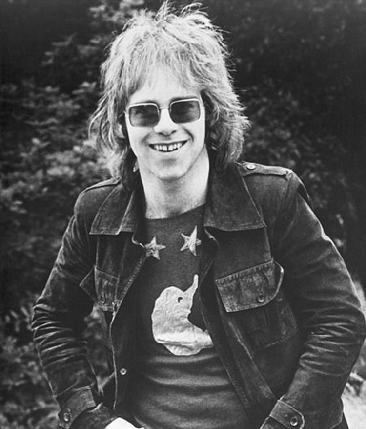 Elton John en los años 70. 