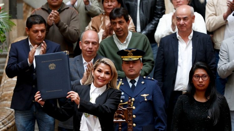 Jeanine Añez (AP)