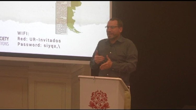 Ioan Grillo, durante su participación en el II Seminario Internacional Crimen Organizado en las Américas. (Foto: Captura de pantalla/Facebook InSight Crime)