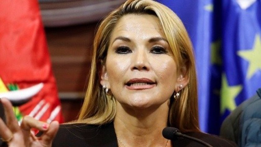 Resultado de imagen para Jeanine Áñez presidente de Bolivia