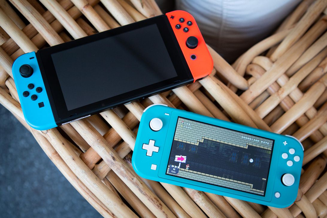 21-nintendo-switch-lite