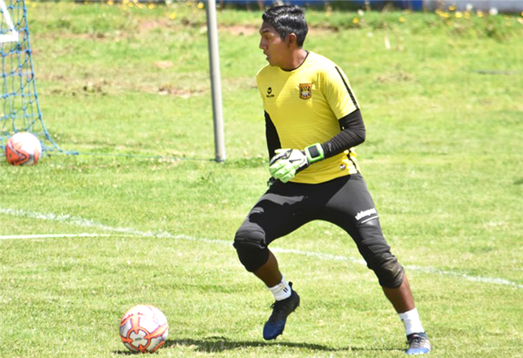Pedro Galindo, segundo arquero de The Strongest. Foto: El Derribador