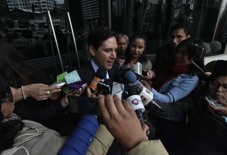 El titular del TSE en conferencia de prensa I Foto: APG Noticias.