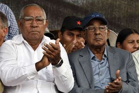 Harry "Pombo" Villegas (der) durante una visita que realizó a Bolivia en 2017.