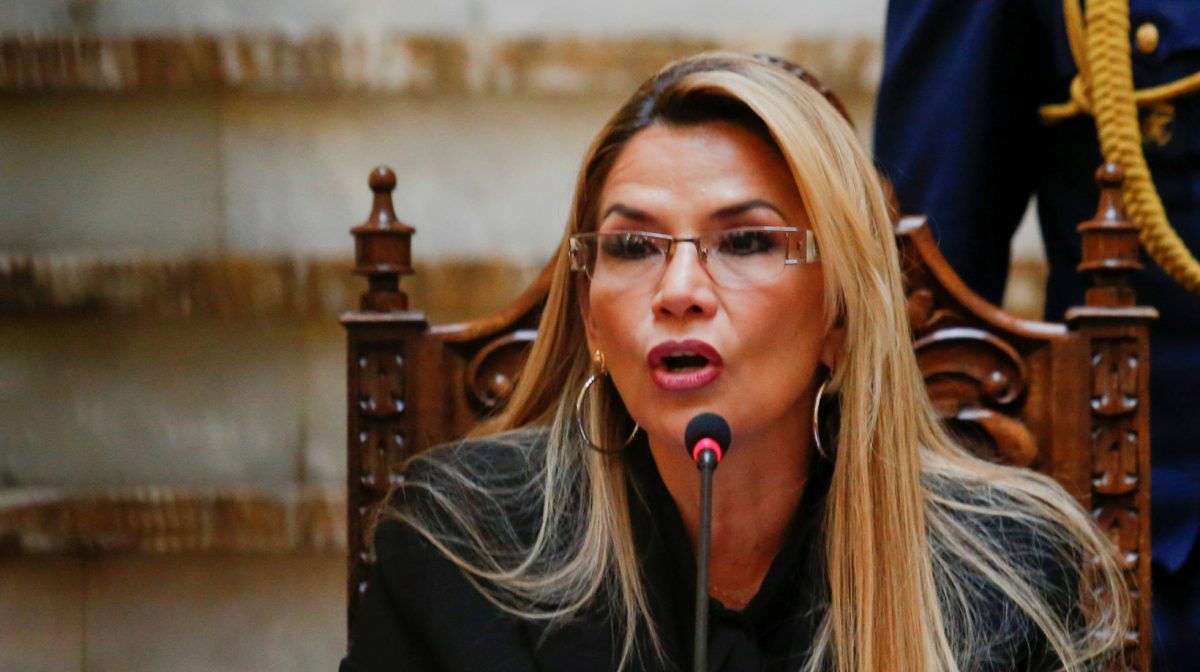 La presidenta interina de Bolivia, Jeanine Añez.