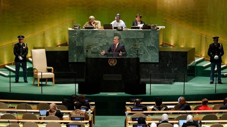 Iván Duque en la Asamblea General de la ONU cuando presentó las fotos 