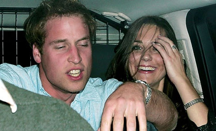Antes de William, Kate Middleton fue novia de Rupert Finch que estaba en su último año estudiando derecho en St. Andrews cuando conoció a Kate. Terminaron saliendo por menos de un año