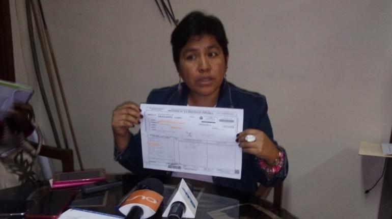 La asambleísta Lizeth Beramendi hace la denuncia. | Los Tiempos