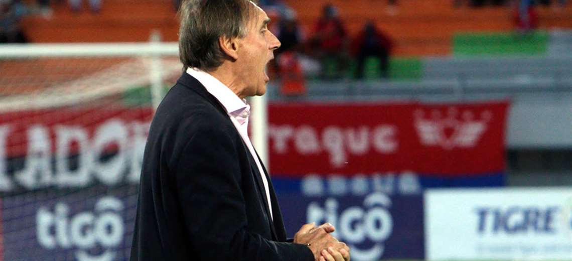 Miguel Ángel Portugal, nuevo DT de Royal Pari eju.tv