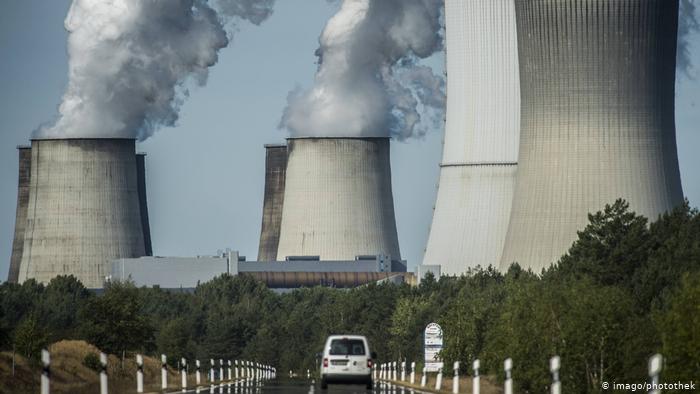 Symbolbild Klimawandel Braunkohlekraftwerk in Boxberg (imago/photothek)