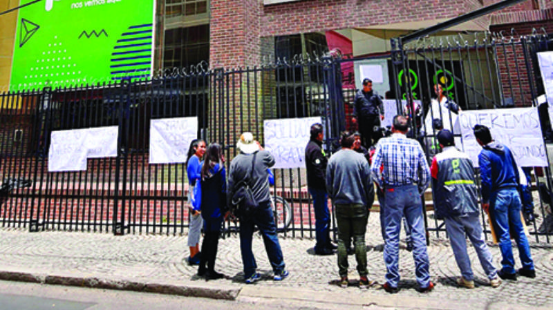 Trabajadores de PAT levantan paro y denuncian a Iturri
