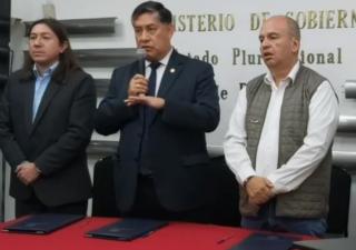 Resultado de imagen para Fiscalía General admitió la denuncia de cívicos contra Evo Morales