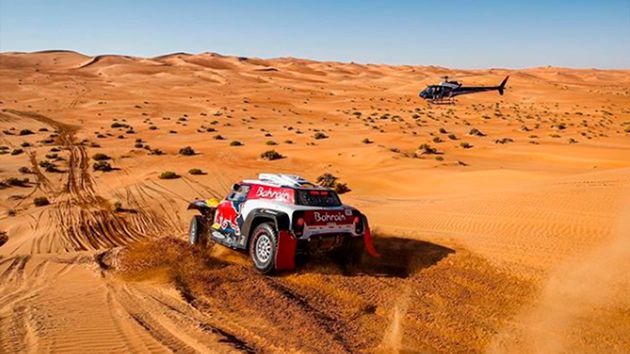 Peterhansel se llevó la etapa 11, pero Carlos Sainz quedó a un paso de ganar el Rally Dakar 2020