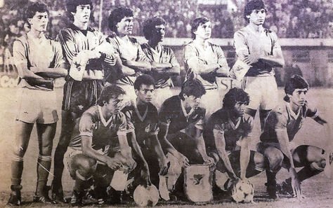 La selección de Bolivia. Arriba: Romer Roca, Marco Barrero, Carlos Arias, Félix Vera, Federico Justiniano y Marcos Ferrufino. Abajo: Vladimir Soria, Ramiro Castillo, Eduardo Villegas, Fernando Salinas y Álvaro Peña. Foto: Hoy deportivo