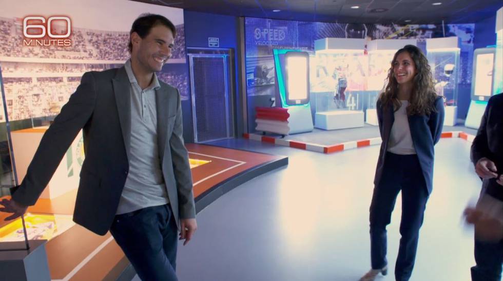 Rafa Nadal y Mery Perelló, en un momento del reportaje de '60 minutes'.