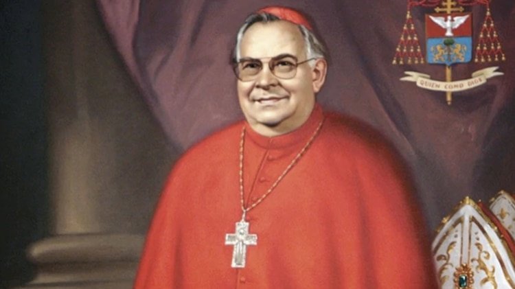 De acuerdo con la versión oficial, el Cardenal Juan Jesús Posadas Ocampo resultó muerto en una balacera entre Joaquín 