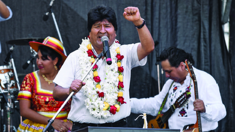 Evo Morales hace campaña en Argentina y dice siete mentiras