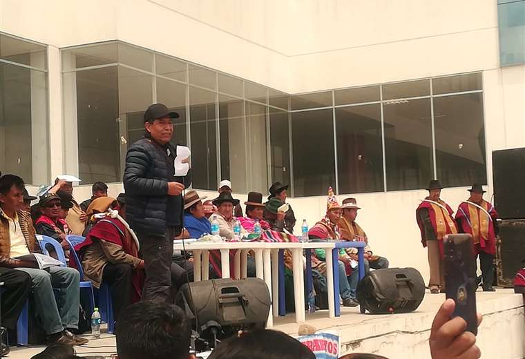 Choquehuanca participó del ampliado del MAS