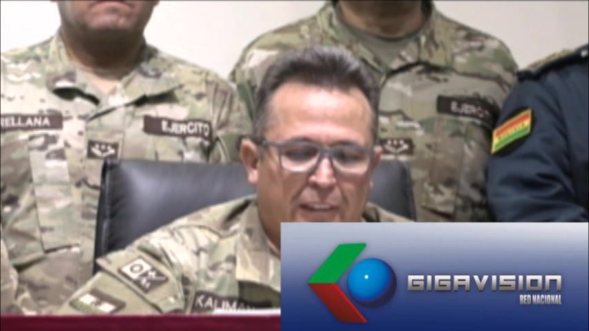 FISCALIA ANALIZA SI IMPUTARA O NO AL EX CMDTE. FF.AA. W. KALIMAN POR INCUMPLIMIENTO DE DEBERES.