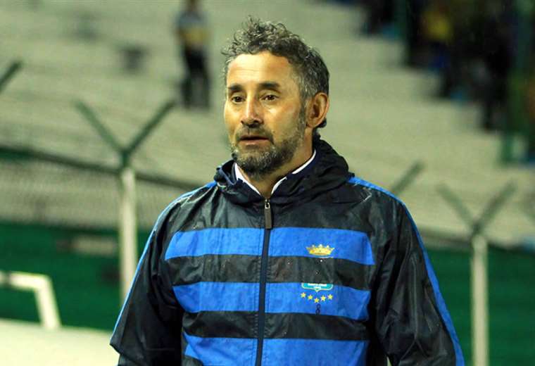 Miguel Ponce, DT de Blooming. Foto: APG 