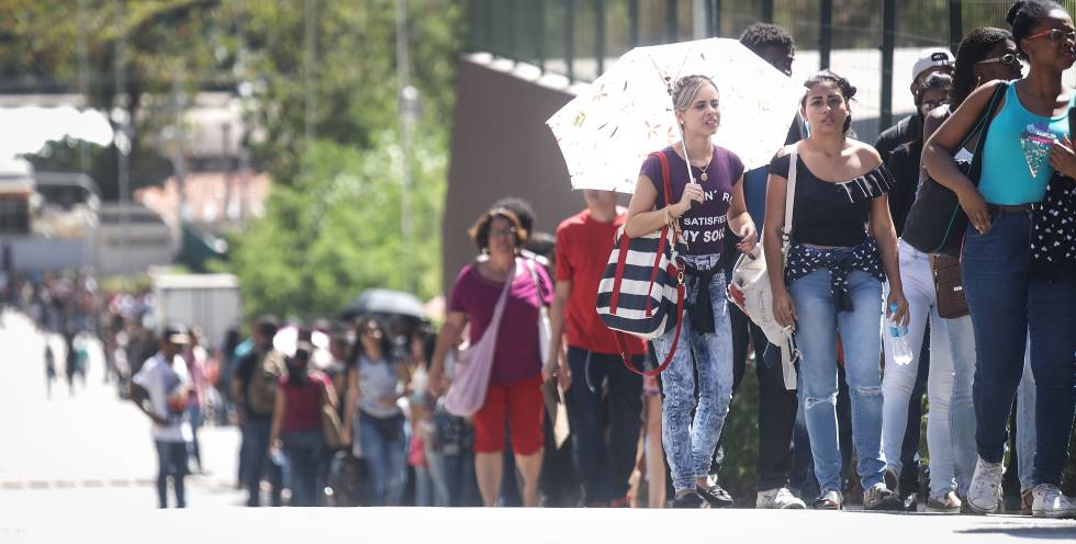 Desempleo juvenil