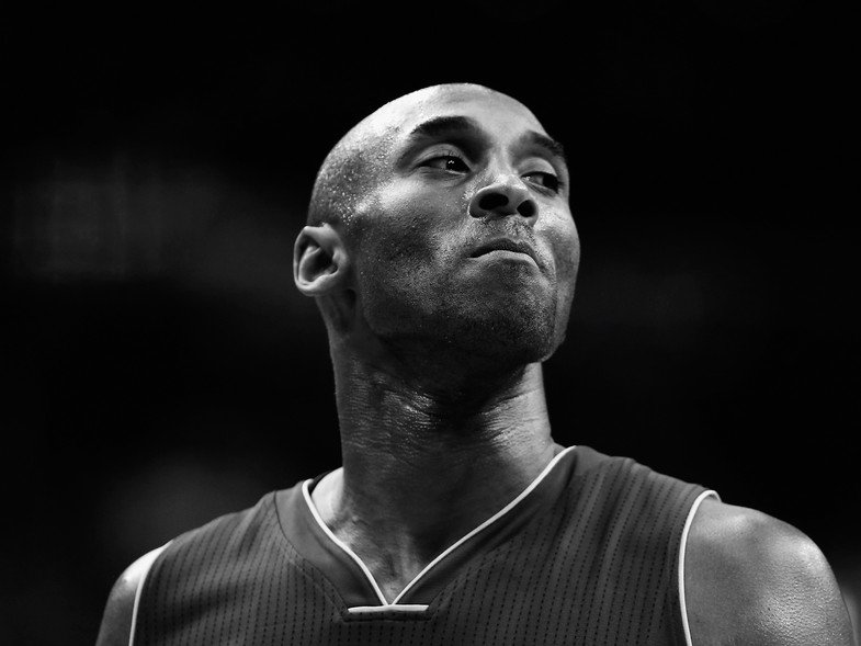 Kobe Bryant fallece en un accidente de helicóptero Kobe Bryant fallece en un accidente de helicóptero