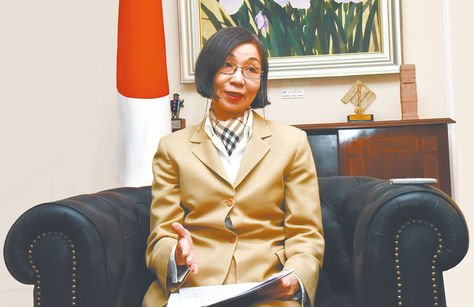 La Embajadora de Japón en Bolivia, Kyoko Koga, durante una entrevista con La Razón. 
