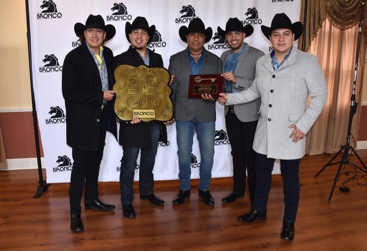 El teclista supuestamente abandonó el grupo por su estado de salud pero el vocalista opinó que no lo hizo de la manera adecuada. (Foto: EFE/Iván Mejía)