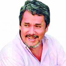Resultado de imagen de CARLOS HUGO MOLINA