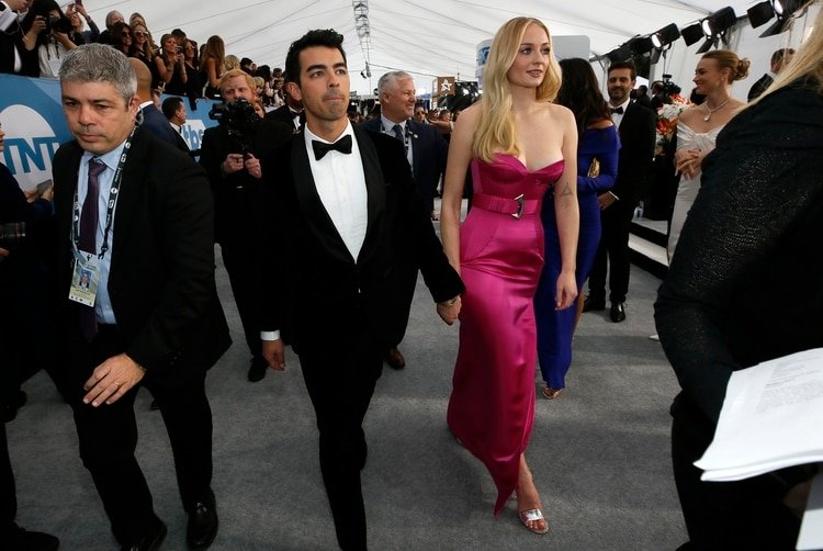 26th Screen Actors Guild Awards - Arrivals - Los Angeles, California, U.S., January 19, 2020 - Joe Jonas and Sophie Turner. REUTERS/Danny Moloshok