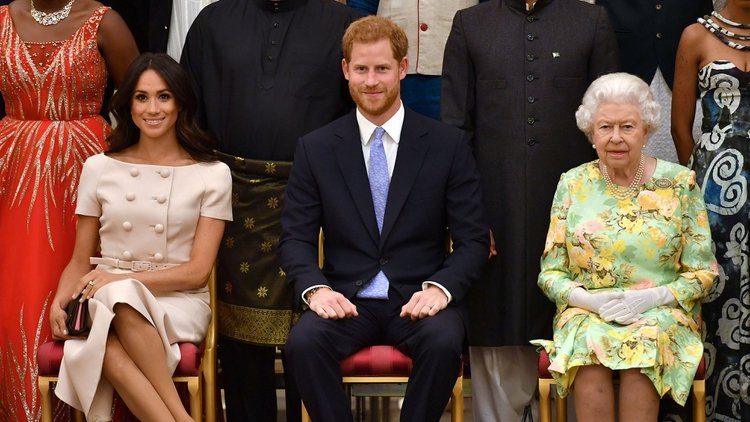 A principios de este año, la pareja conformada por el hijo menor del príncipe Carlos y la actriz anunciaron su decisión de abandonar sus funciones de primer rango como miembros de la familia real británica (Foto: John Stillwell/ Pool vía Reuters/ File Photo)
