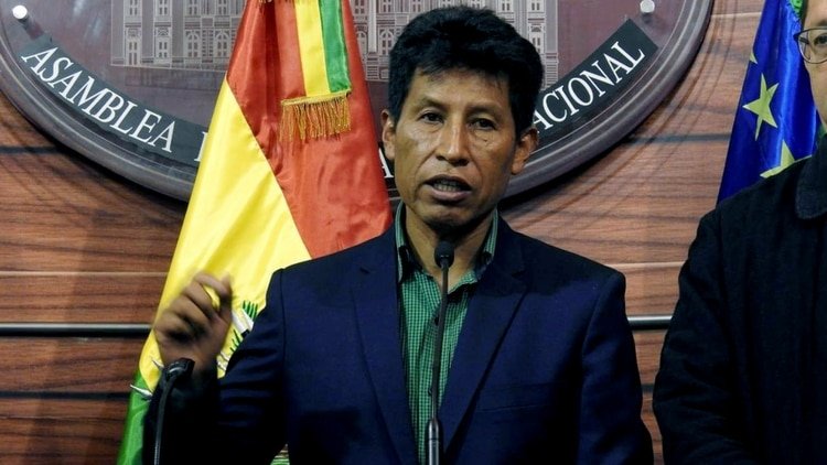 Resultado de imagen de El senador de Potosí, Edwin Rodríguez,