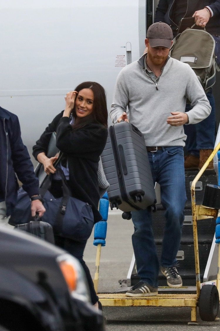 El príncipe Harry y Meghan Markle en su llegada a Canadá /The Grosby Group 