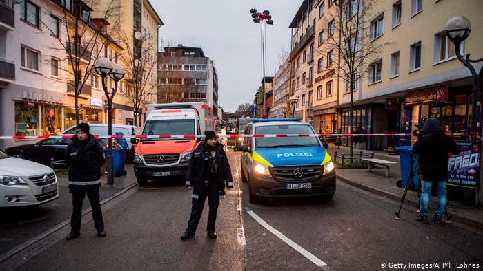 Deutschland Hanau | Schießerei & Tote, Angriff auf Shisha-Bars (Getty Images/AFP/T. Lohnes)