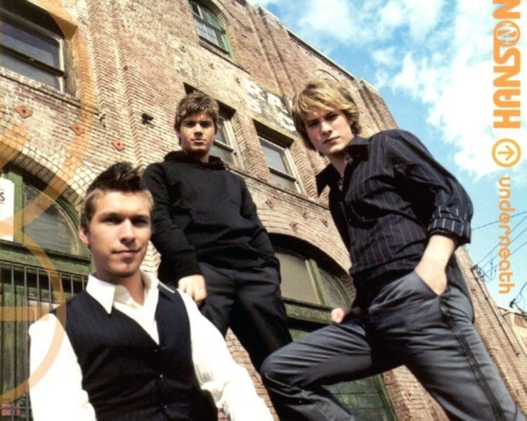 En 2005, los Hanson, con un look más adulto y el pelo corto, lanzaron 