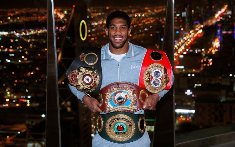 Anthony Joshua es dueño de los títulos IBF, WBA, WBO y IBO de los pesados tras vencer a Ruiz