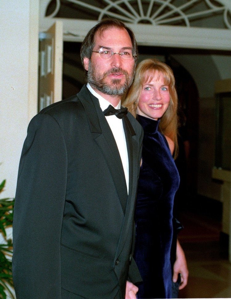 Steve Jobs, junto a su esposa Laurene Powell Jobs (White House, Washington DC, USA - 29 Oct 1997)