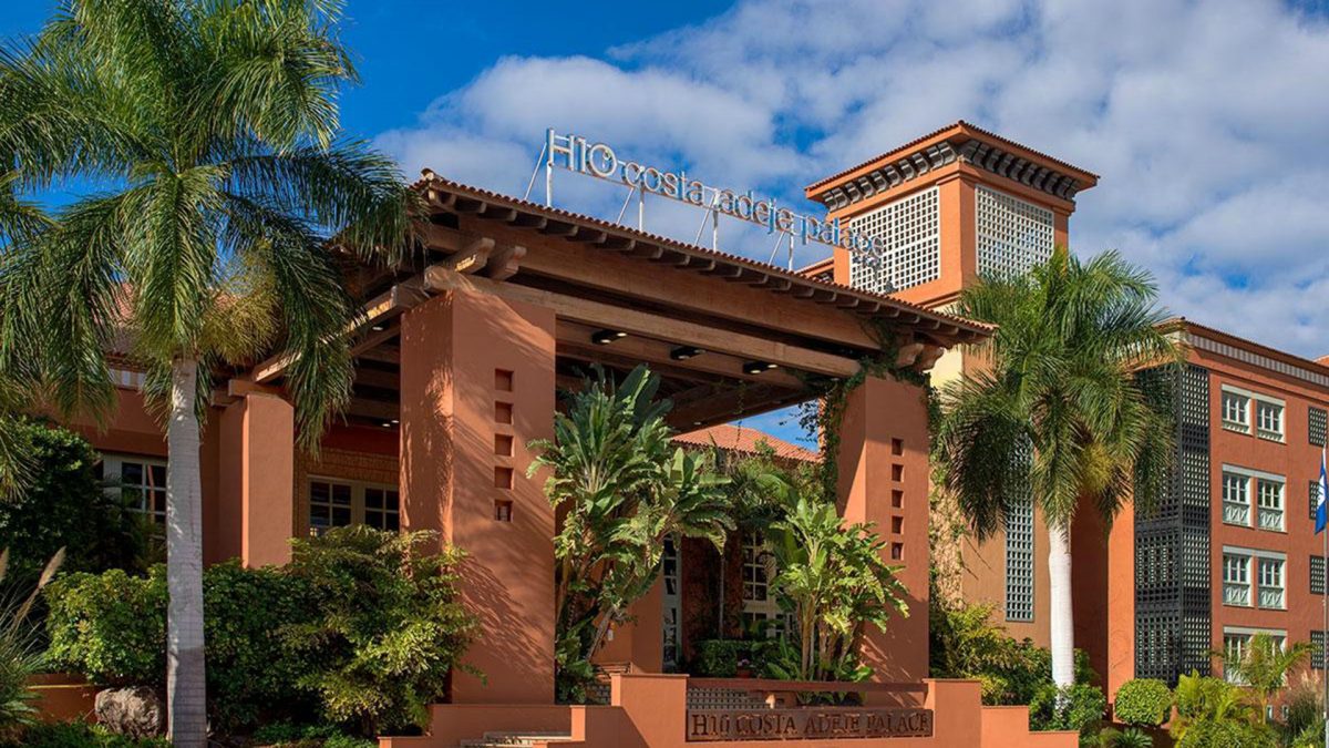La fachada del hotel