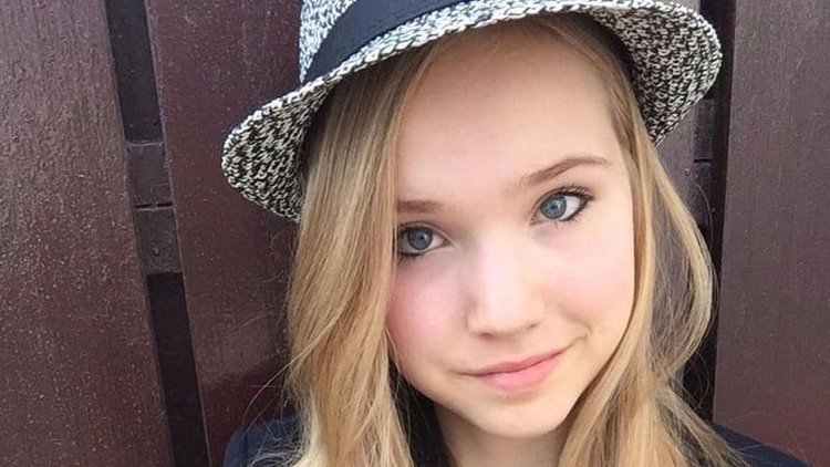 La anti-Greta, como la llaman los medios del mundo, es una joven youtuber alemana de 19 años, Naomi Seibt.