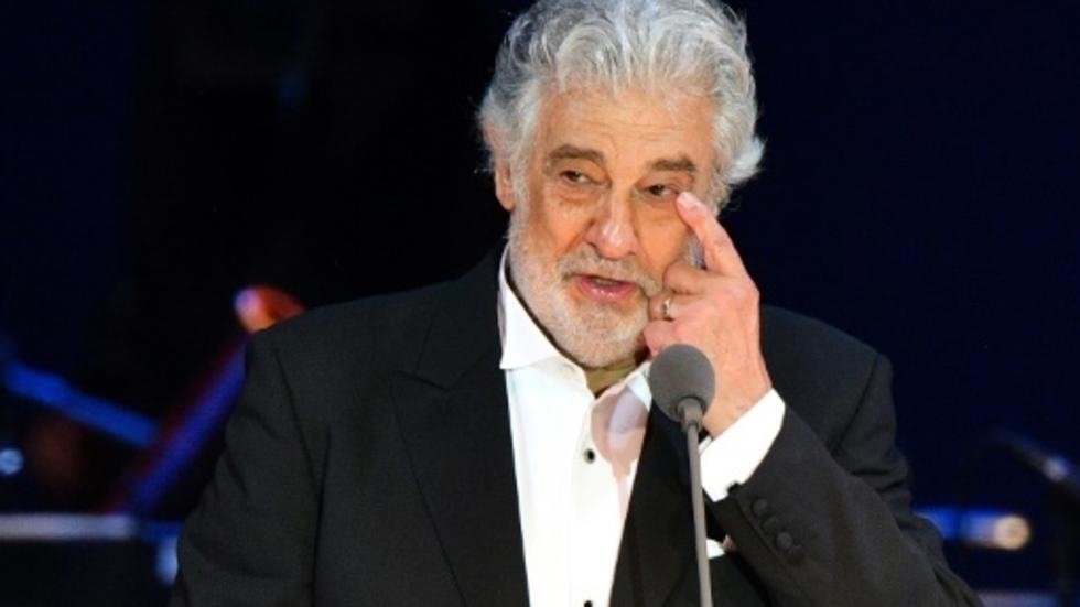 Resultado de imagen de placido domingo pide disculpas