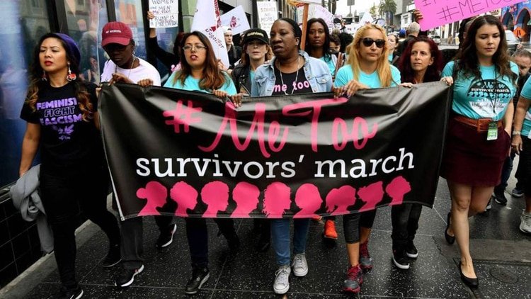 El movimiento #MeToo impulsó un cambio cultural por el cual se dejó de mirar la conducta de la víctima para ver las pruebas sobre la conducta del sospechoso. (AFP)