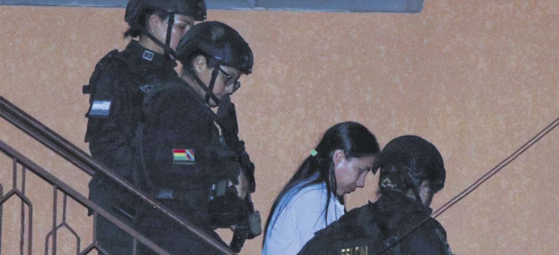Dora Vallejos fue enviada a Palmasola. Se indaga su relación con miembros del MAS