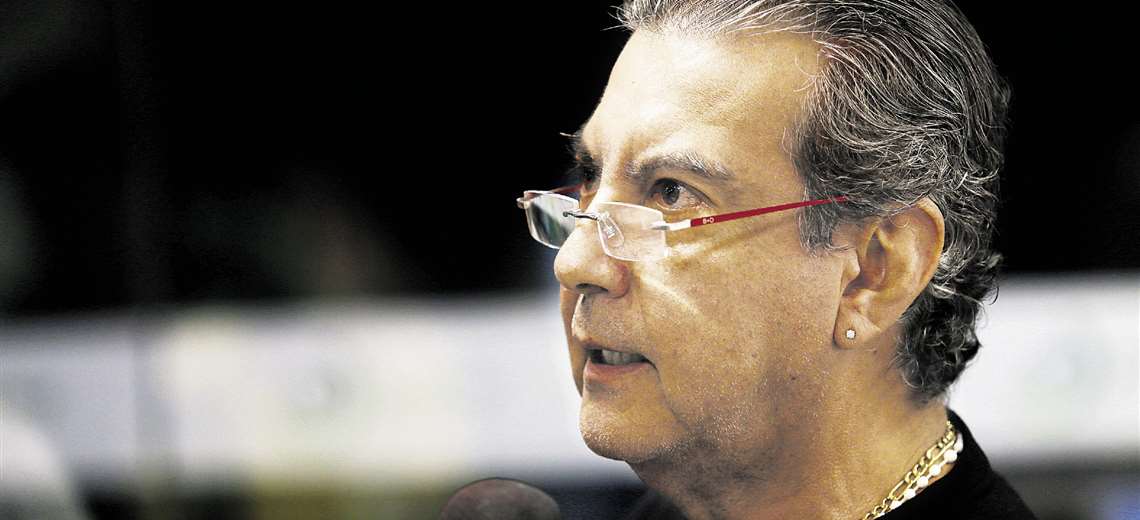 Raúl Hevia estuvo en el programa radial ¡Qué semana! que se emite por EL DEBER Radio. Foto: Ricardo Montero