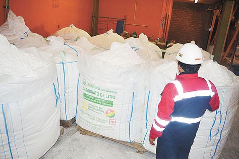 Fábrica. Carbonato de litio producido en la planta de Llipi, en Uyuni.