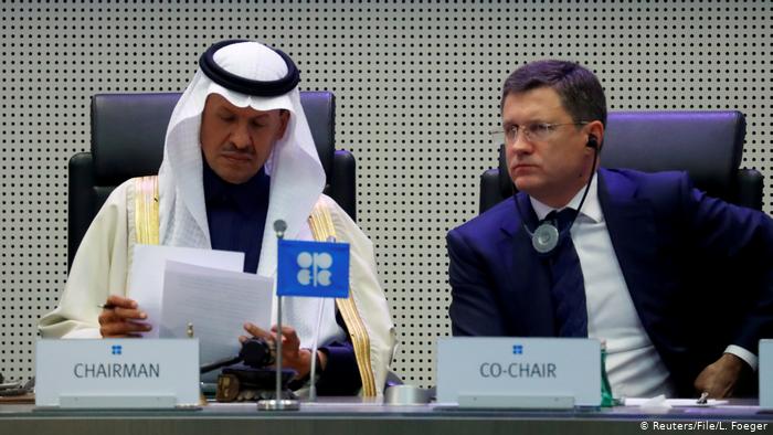 Österreich | Prinz Abdulaziz bin Salman Al-Saud und Alexander Novak | OPEC in Wien (Reuters/File/L. Foeger)
