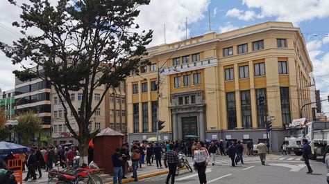 Así lucen las calles en la ciudad de Oruro durante paro convocado por organizaciones sociales para exigir la renuncia del Concejo Municipal. 