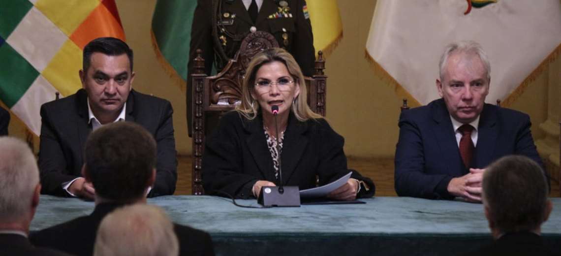La jefa de Estado en contacto con el cuerpo diplomático I Foto: Presidencia.